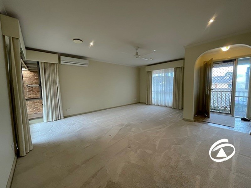 2/19 William Road, Berwick VIC 3806