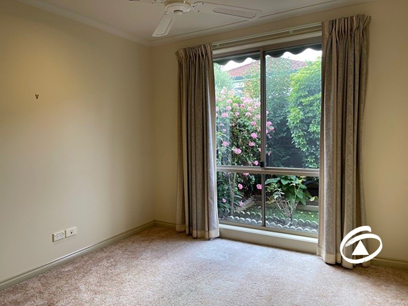 2/19 William Road, Berwick VIC 3806