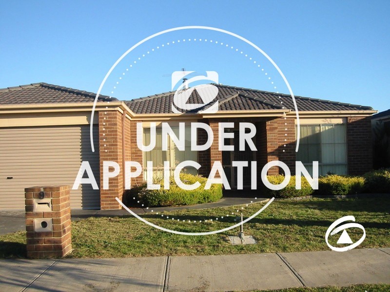 9  Hampshire Drive, Narre Warren South VIC 3805