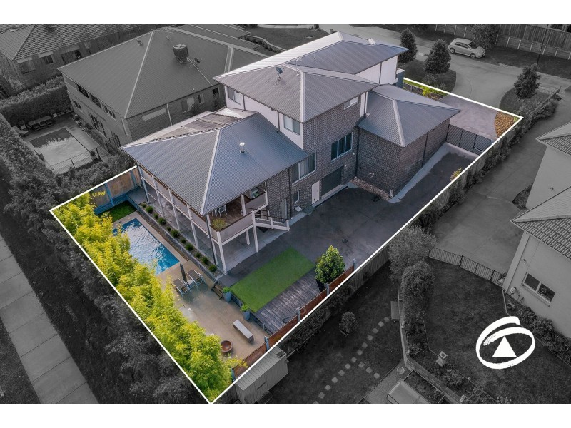 33 Bushlark Court, Berwick VIC 3806