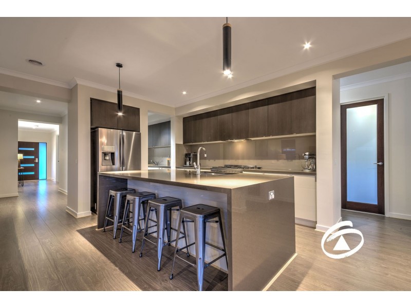 4 Macreadie Drive, Berwick VIC 3806