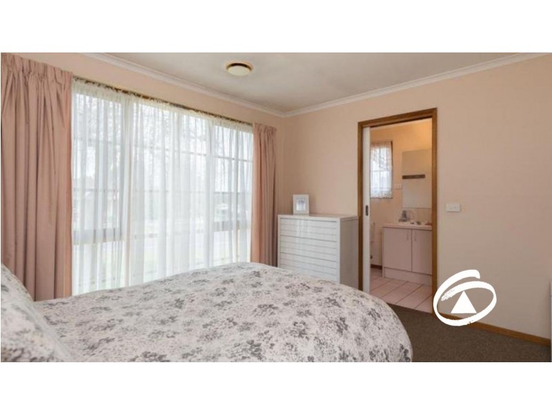 1 Malanda Court, Berwick VIC 3806