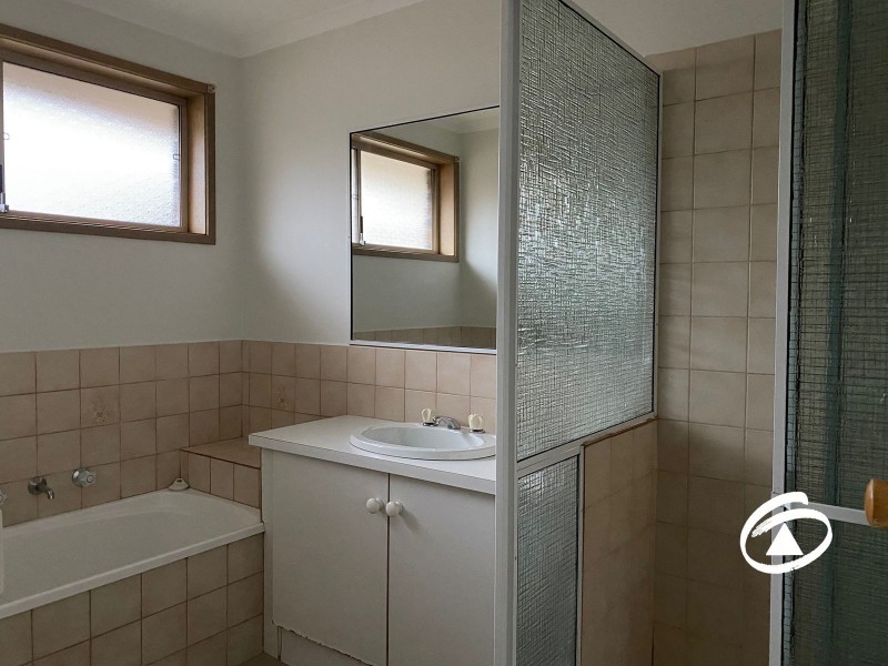 4 Malanda Court, Berwick VIC 3806