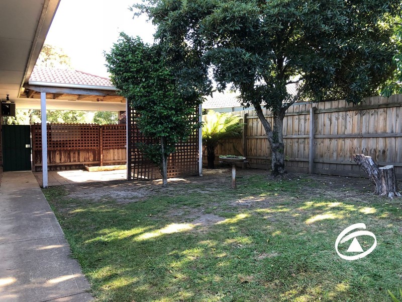 4 Malanda Court, Berwick VIC 3806