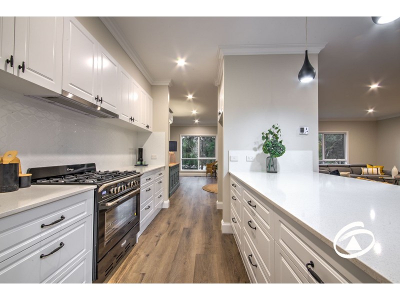 1 Carawa Street, Cockatoo VIC 3781