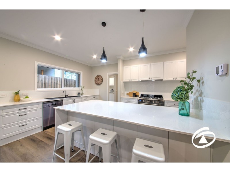 1 Carawa Street, Cockatoo VIC 3781