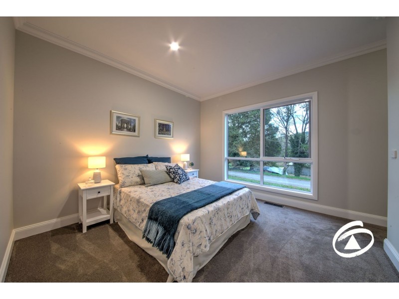 1 Carawa Street, Cockatoo VIC 3781