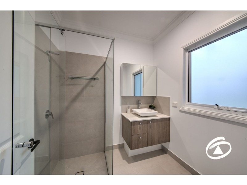 1 Carawa Street, Cockatoo VIC 3781