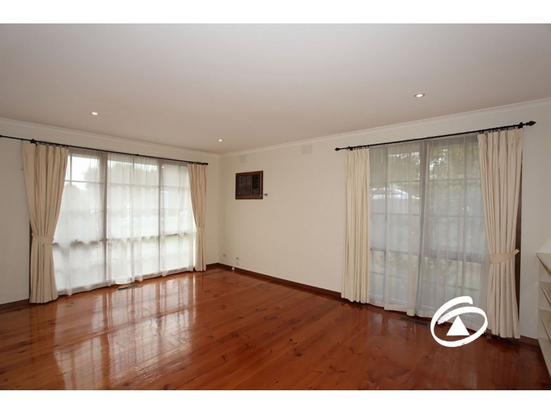 1/4-6 Gibb Street, Berwick VIC 3806