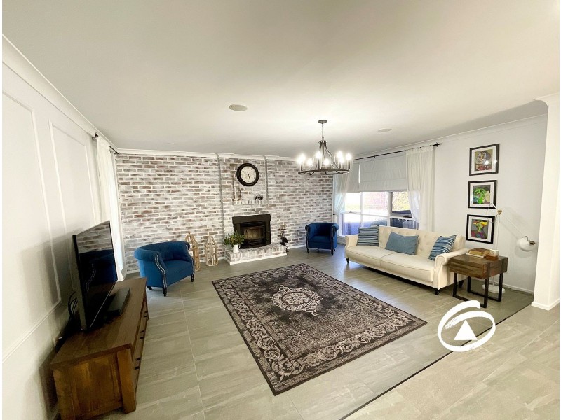 5 Mary Court, Berwick VIC 3806