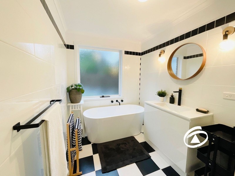 5 Mary Court, Berwick VIC 3806