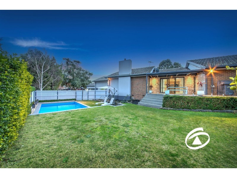5 Mary Court, Berwick VIC 3806