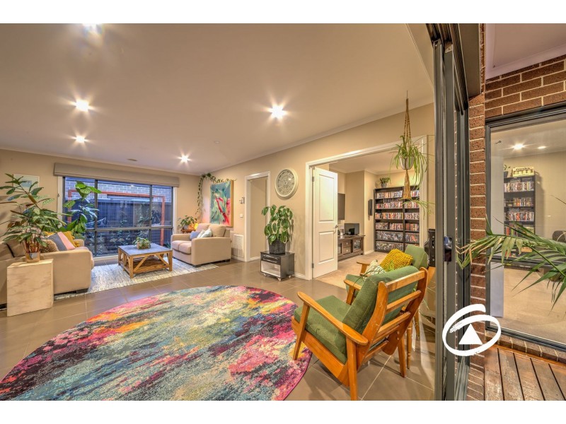 61 Nature Circuit, Cranbourne North VIC 3977