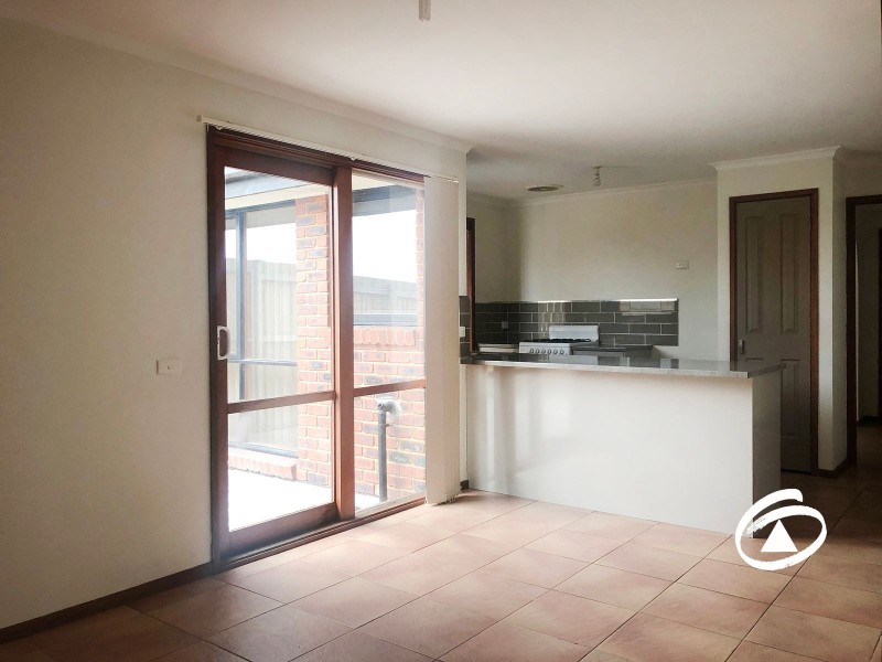 61 Strong Drive, Hampton Park VIC 3976