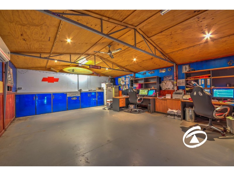 13 Greenacre Crescent, Narre Warren VIC 3805