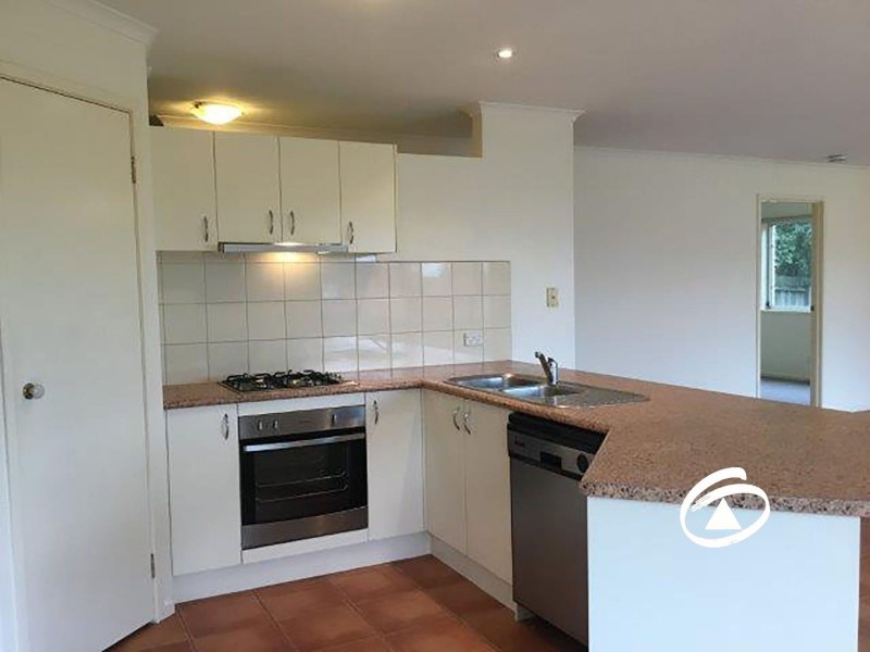 14 Hillrise Close, Narre Warren South VIC 3805