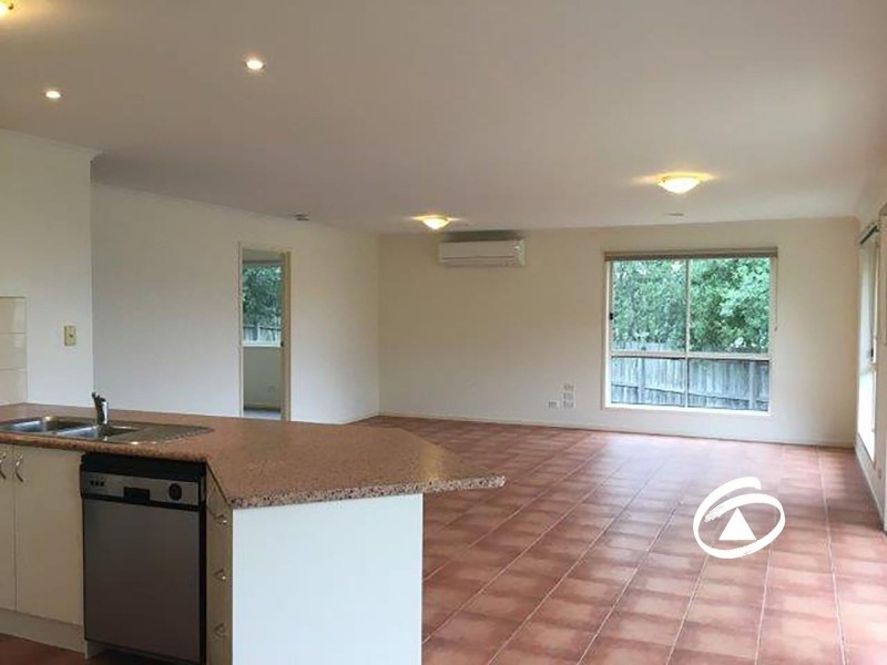 14 Hillrise Close, Narre Warren South VIC 3805