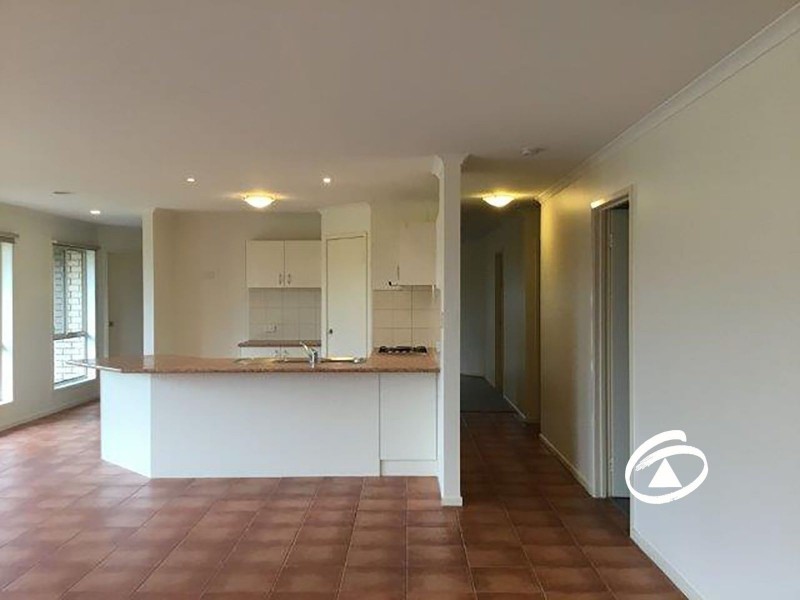 14 Hillrise Close, Narre Warren South VIC 3805