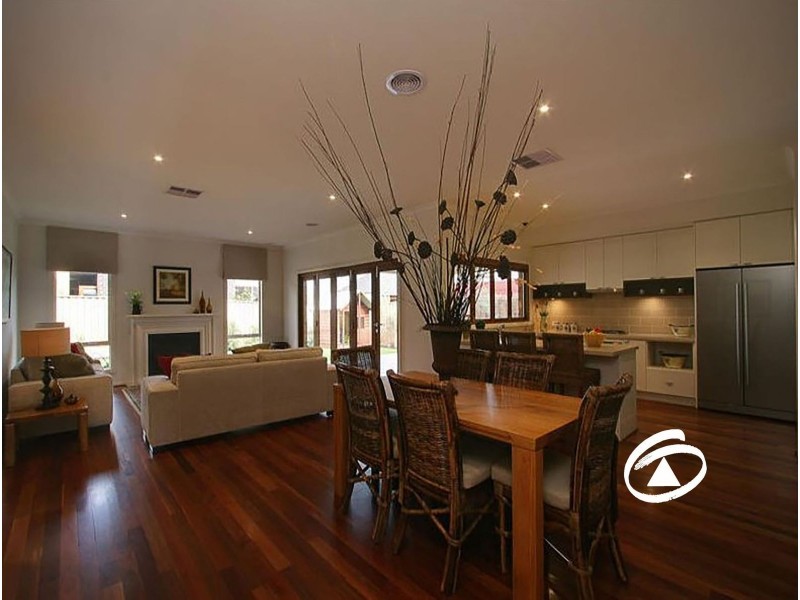 23 Kooyong Close, Officer VIC 3809