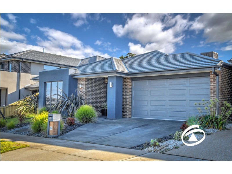 29 Statham View, Cranbourne West VIC 3977