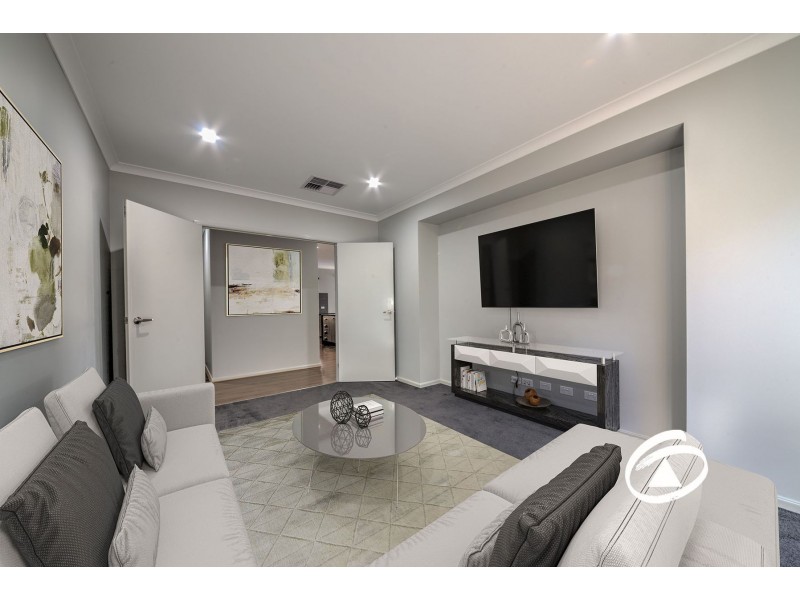 29 Statham View, Cranbourne West VIC 3977