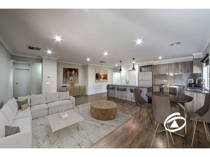 29 Statham View, Cranbourne West VIC 3977