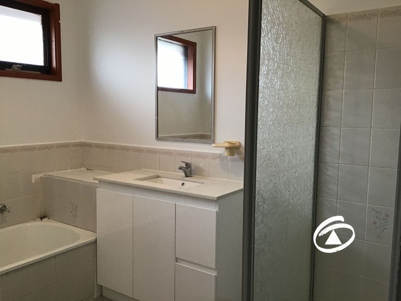 18 Glencairn Avenue, Hallam VIC 3803