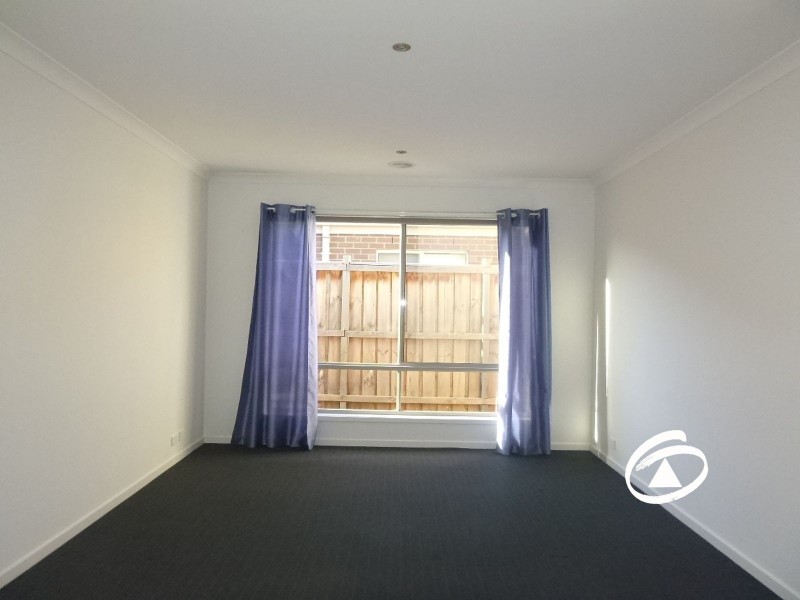 27  Celestine Drive, Officer VIC 3809