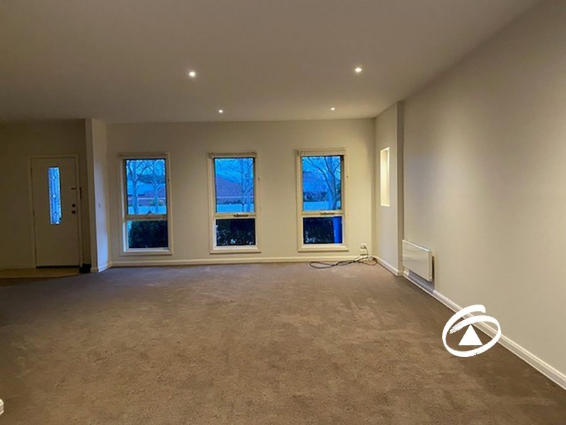 8/10 Parkhill Drive, Berwick VIC 3806