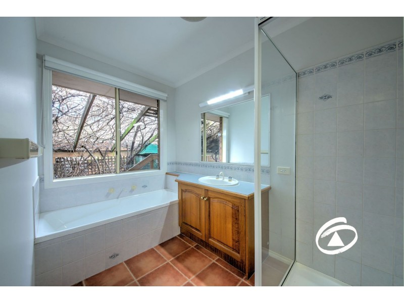 130 Telford Drive, Berwick VIC 3806