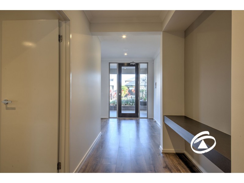 14 Murphy Street, Clyde North VIC 3978