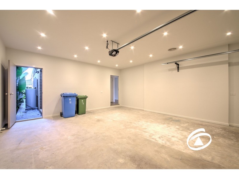 14 Murphy Street, Clyde North VIC 3978