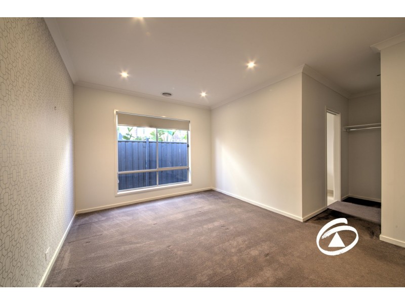 14 Murphy Street, Clyde North VIC 3978