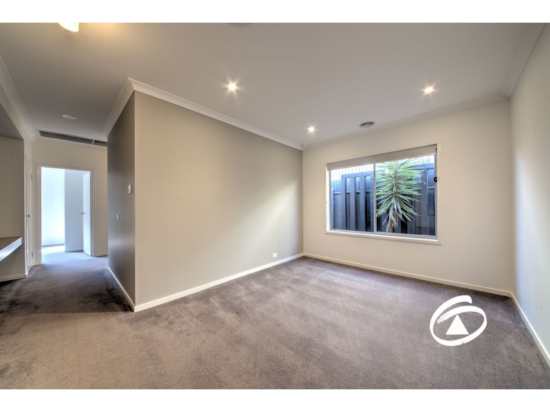 14 Murphy Street, Clyde North VIC 3978