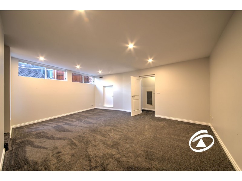 11 Cord Close, Berwick VIC 3806