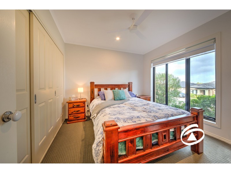 19/103 Army Road, Pakenham VIC 3810