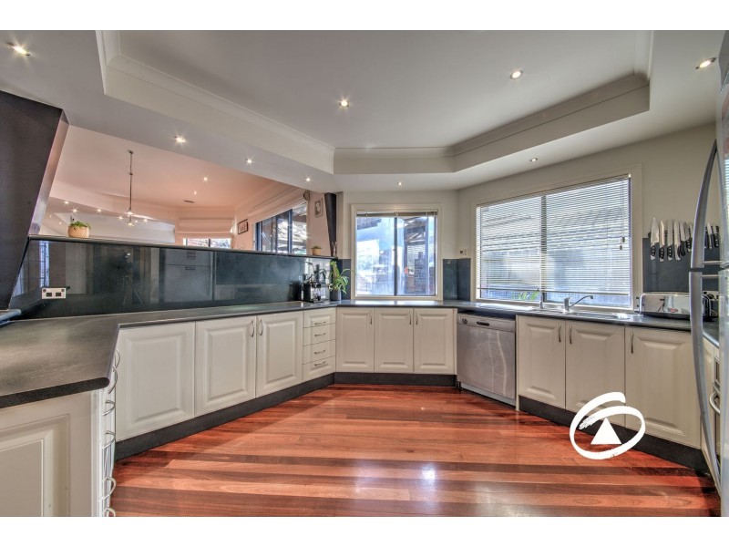 35 Coachwood Crescent, Narre Warren VIC 3805