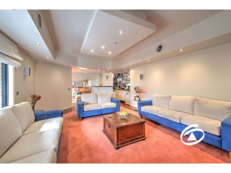 35 Coachwood Crescent, Narre Warren VIC 3805