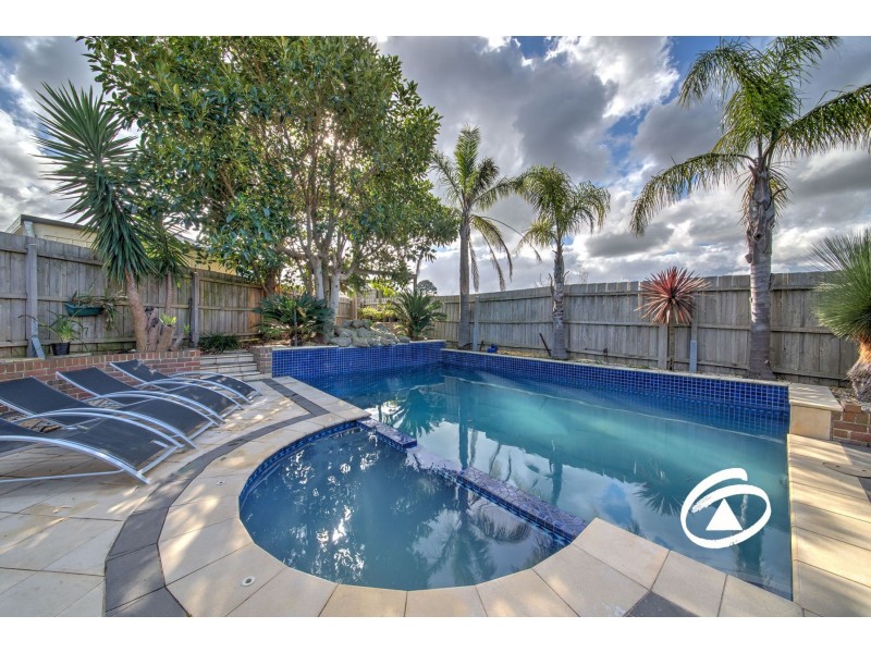 35 Coachwood Crescent, Narre Warren VIC 3805