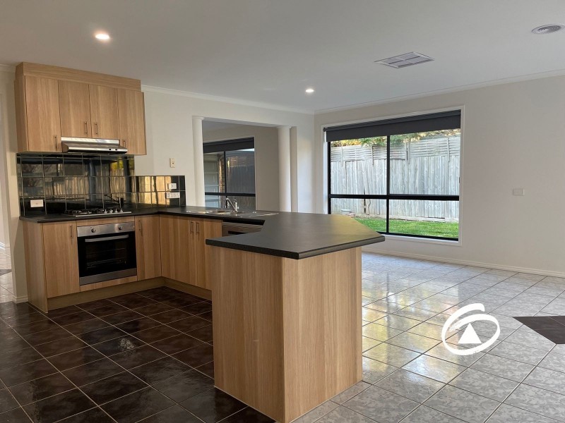 61 Streeton Way, Berwick VIC 3806