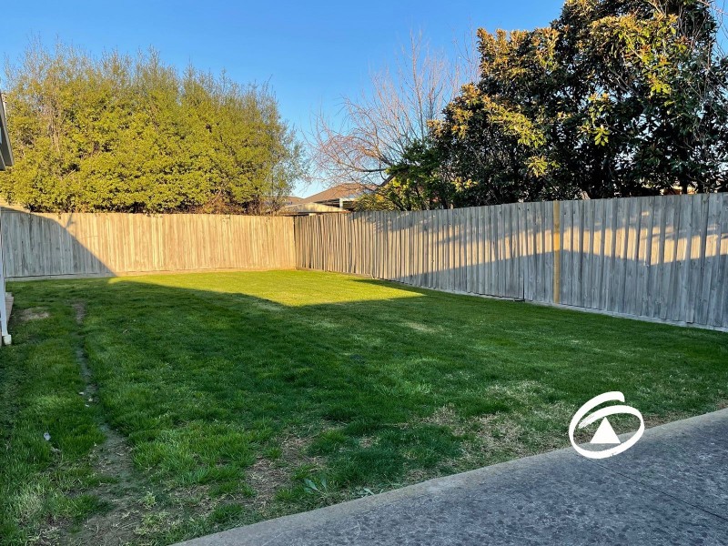 61 Streeton Way, Berwick VIC 3806