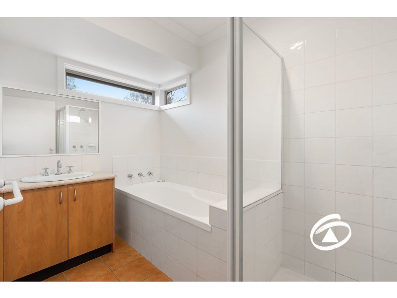 6/52-54 Shinners Avenue, Berwick VIC 3806