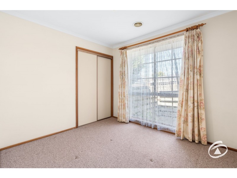 1/1 Blackwood Drive, Narre Warren VIC 3805