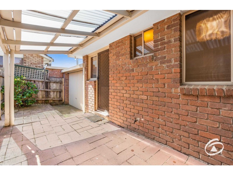 1/1 Blackwood Drive, Narre Warren VIC 3805