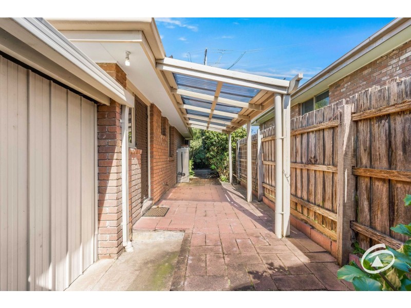 1/1 Blackwood Drive, Narre Warren VIC 3805