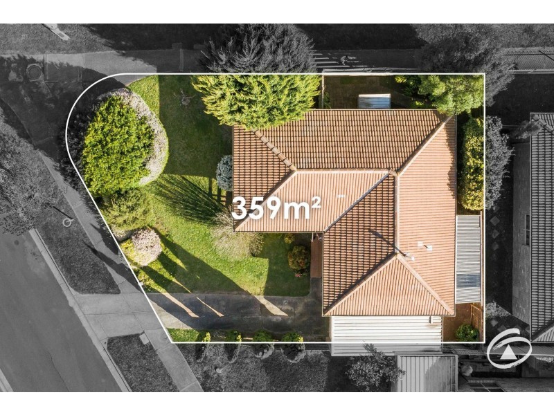 1/1 Blackwood Drive, Narre Warren VIC 3805