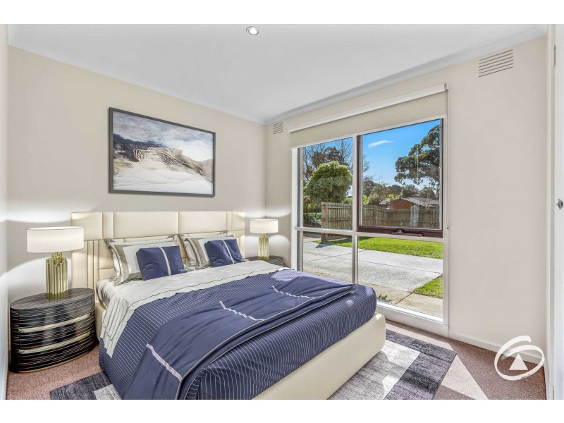 18 Bemersyde Drive, Berwick VIC 3806