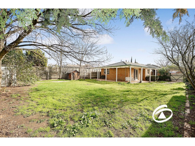 28 Coolong Avenue, Berwick VIC 3806