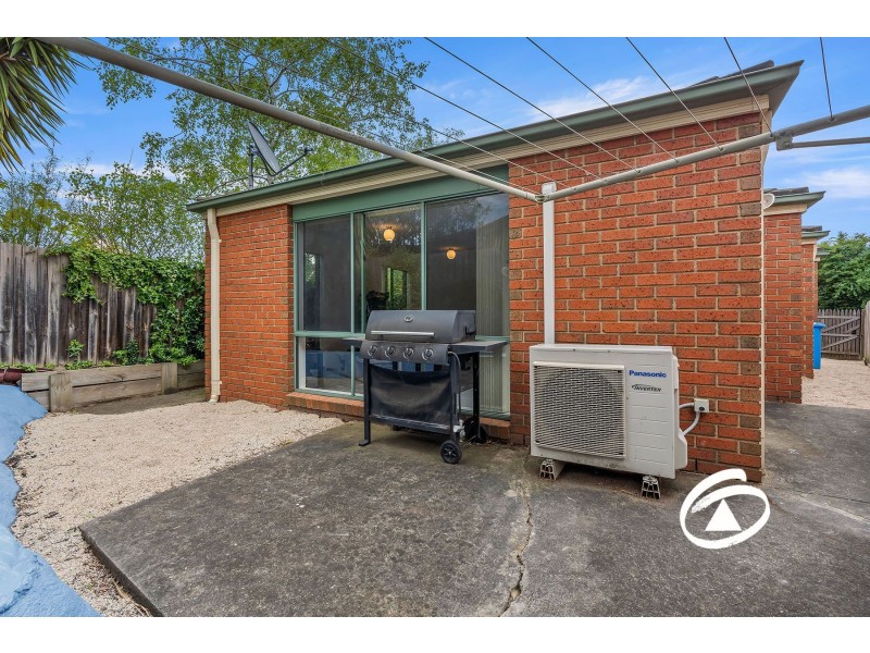 1/26 Albrecht Avenue, Berwick VIC 3806