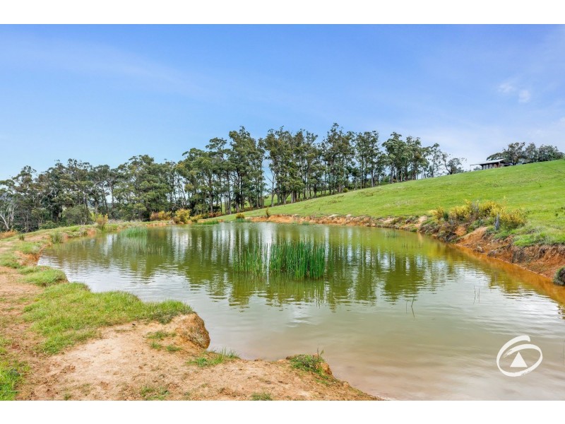 650 Bourkes Creek Road, Dewhurst VIC 3808